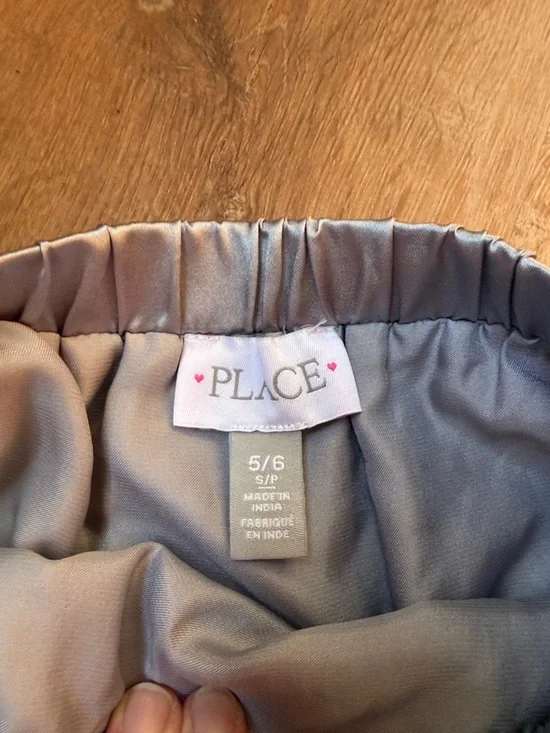 2 - Children's Place Silver Sequin & Gold Star Tulle Skirt Set size small 5-6 - Picture 3 of 7